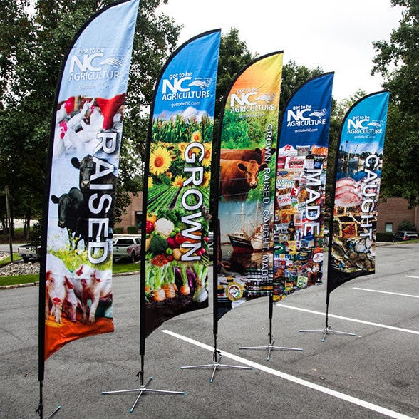 2.4 Metre / 8 Foot Feather Flag