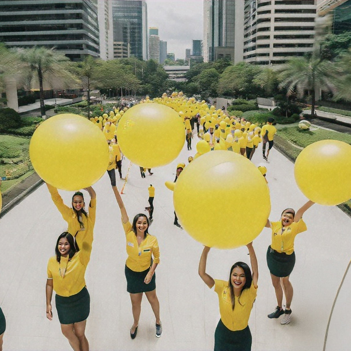 Non LED Crowd Balls