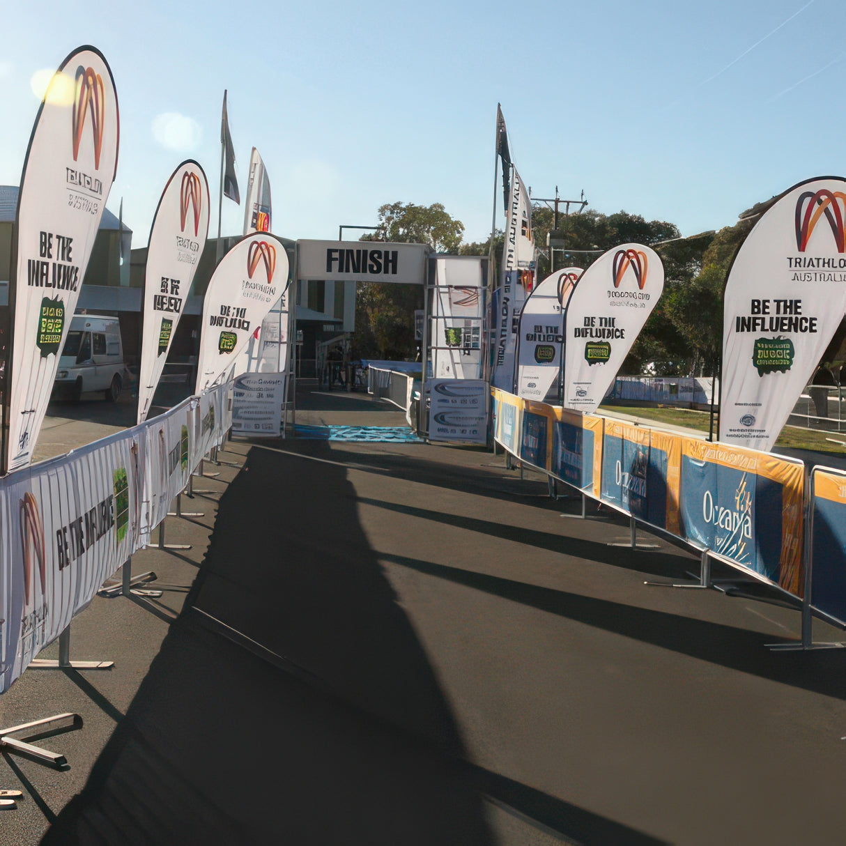 3.5 Metre / 12 Foot Tear Drop Flag